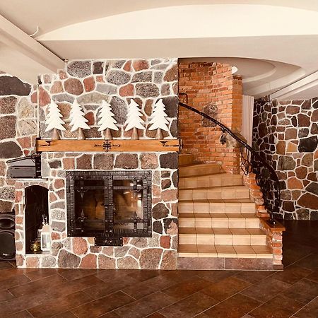 Jurvinge Hotel Zadvainai Екстериор снимка