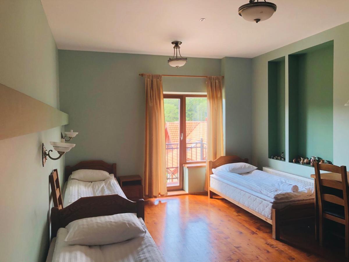 Jurvinge Hotel Zadvainai Екстериор снимка