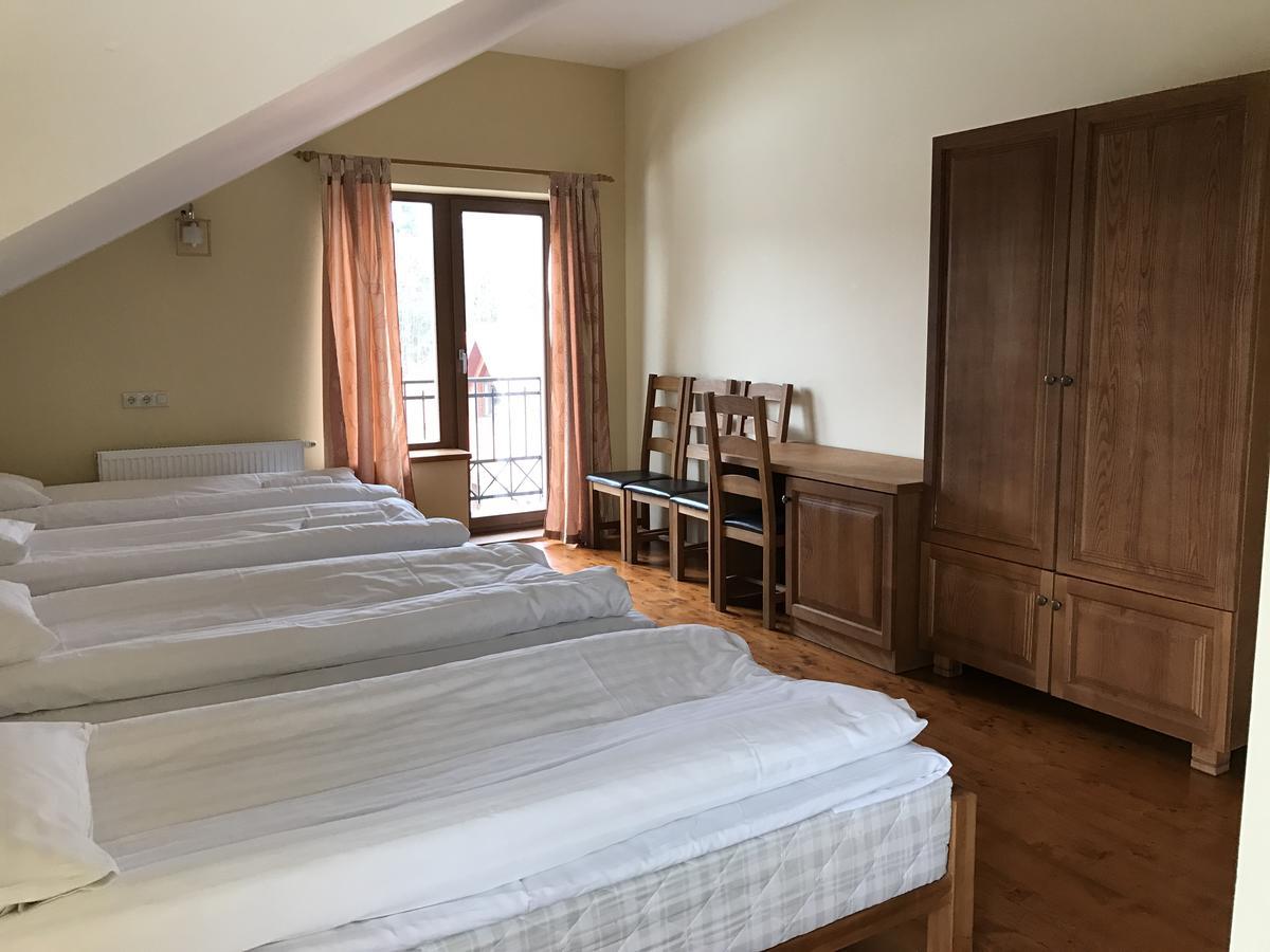 Jurvinge Hotel Zadvainai Екстериор снимка