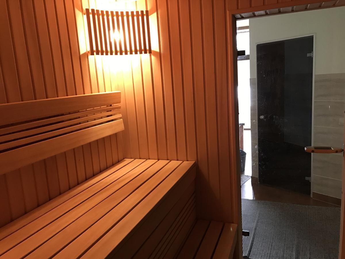 Jurvinge Hotel Zadvainai Екстериор снимка