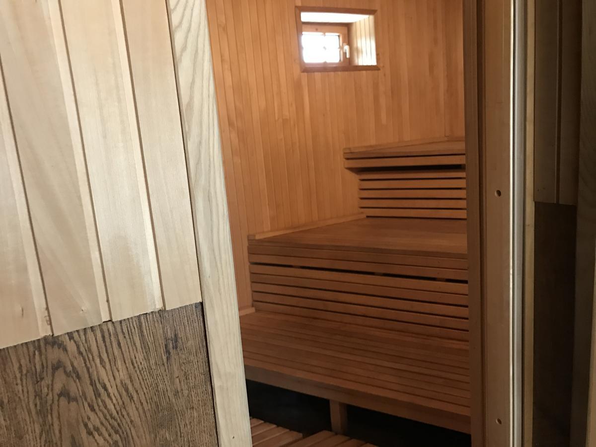Jurvinge Hotel Zadvainai Екстериор снимка